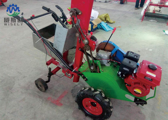 Chiny Red + White Paddy Reaper Machine, Mała maszyna do cięcia pszenicy z ciągnikiem dostawca