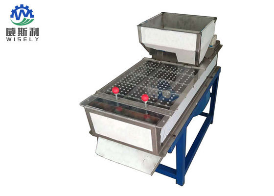 Chiny Niskoszumowa maszyna do obierania typu suchego do pieczonych orzeszków ziemnych, częstotliwość 50 Hz dostawca